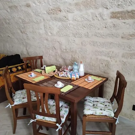 Civico 33 Alojamento de Acomodação e Pequeno-almoço 3*